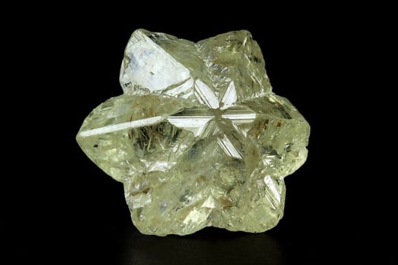 Chrysoberyl crystal